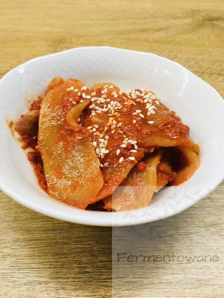 Kimchi z białej rzodkwi